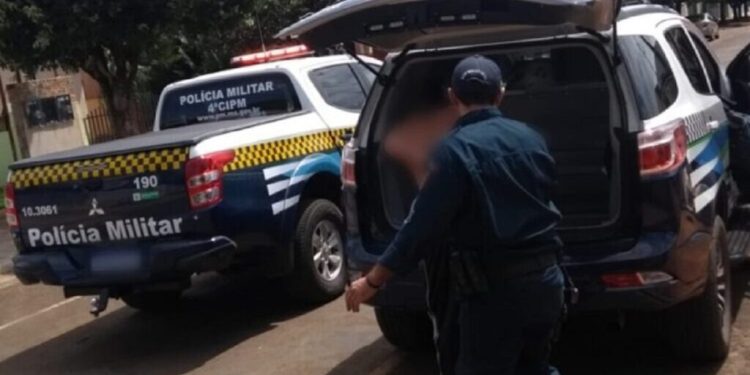 Homem é preso após perseguir adolescente em Chapadão do Sul