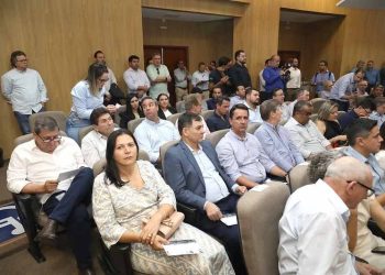 Prefeito eleito de Cassilândia participa de encontro com governador para discutir parcerias e investimentos