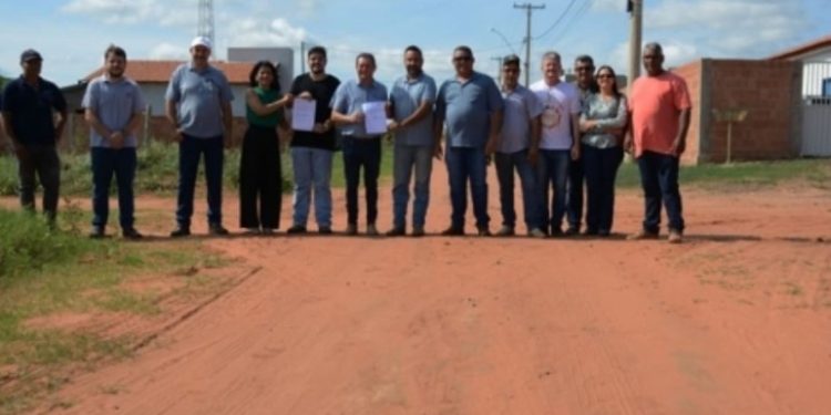 Alcinópolis inicia obras de pavimentação e calçadas no Jardim Alegre