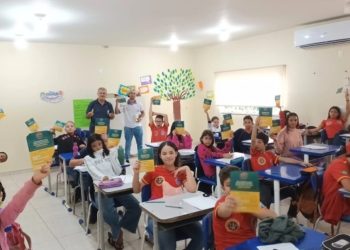 Secretarias de Saúde e Educação em Costa Rica lançam campanha de conscientização contra a dengue