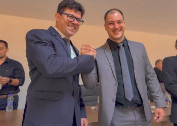 Artur Baird assume presidência da Câmara e anuncia projetos para aproximar população da política