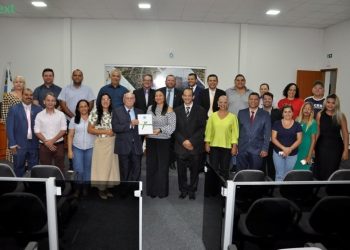 Câmara de Figueirão dá início aos trabalhos legislativos de 2025 com sessão solene