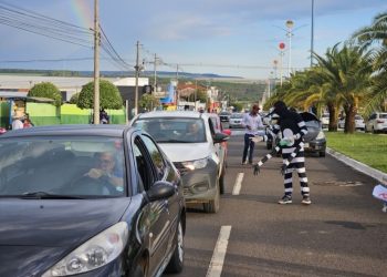 Prefeitura de Costa Rica promove blitz contra a dengue e reforça combate ao Aedes aegypti