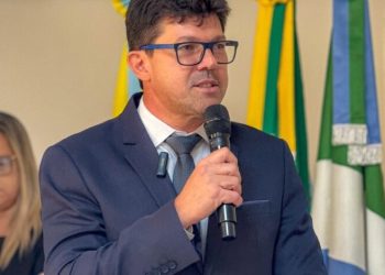 Prefeito de Costa Rica entra em férias e vice assume interinamente