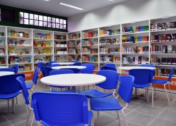 Costa Rica oferece curso gratuito de informática para idosos