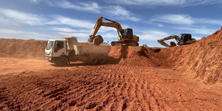 Costa Rica intensifica obras em estradas rurais