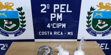 Casal é preso por tráfico após ser flagrado com cocaína e skunk em Costa Rica
