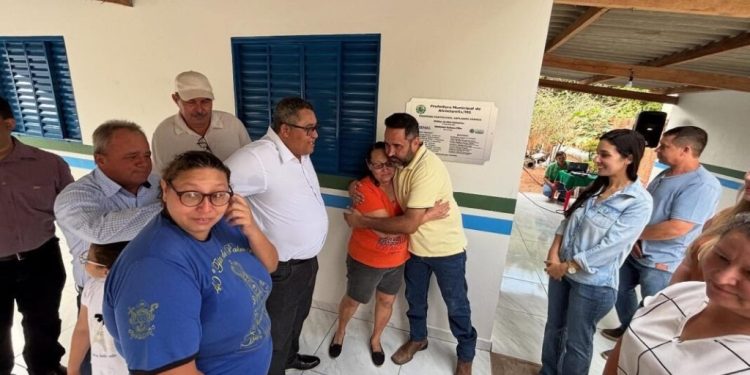 Weliton Guimarães entrega nova casa do Programa Ampliando Sonhos IV