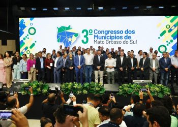 Weliton Guimarães participa do 3º Congresso dos Municípios e trás novas experiências para Alcinópolis